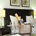 Torre ホテル 4*