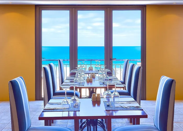 ホテル Torre ポルト・サント